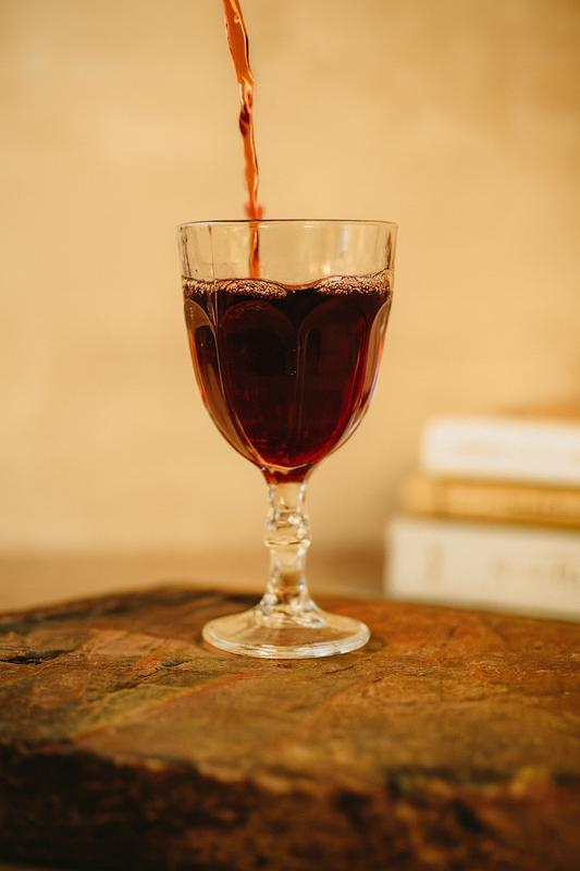 The Drama Pour – Vintage Fluted Wine Glass-Set of 6